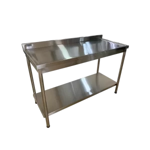 Mesa Antiderrame en Acero Inoxidable con Salpicadero y Entrepaño ml03