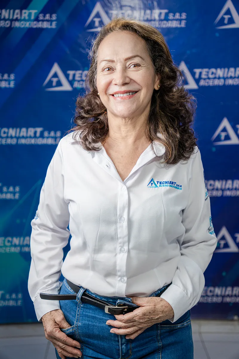 Angela Rueda - Jefe De Punto De Venta